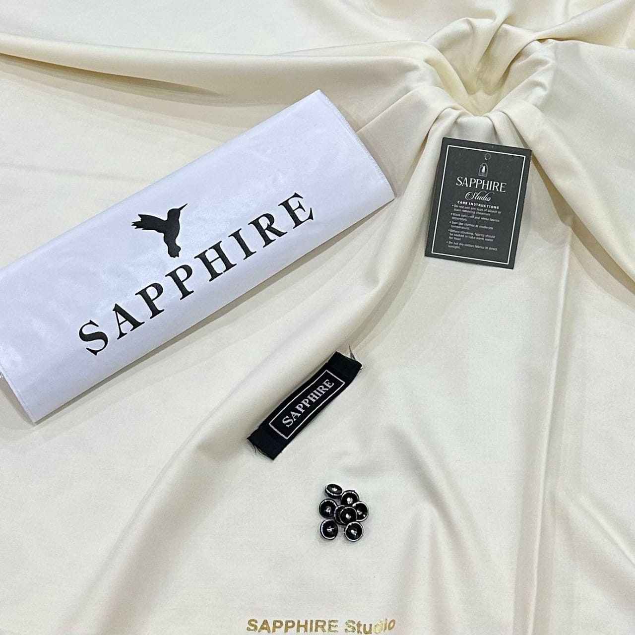 Sapphire Wash N Wear | Cream
